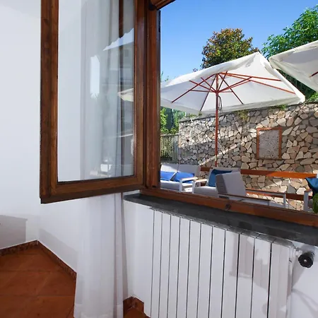 Indipendente Panoramica, Terrazze E Giardino Villa